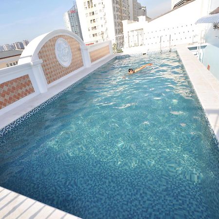 Central Hotel & Residences Swimming Pool Ho Chi Minh-stad Buitenkant foto
