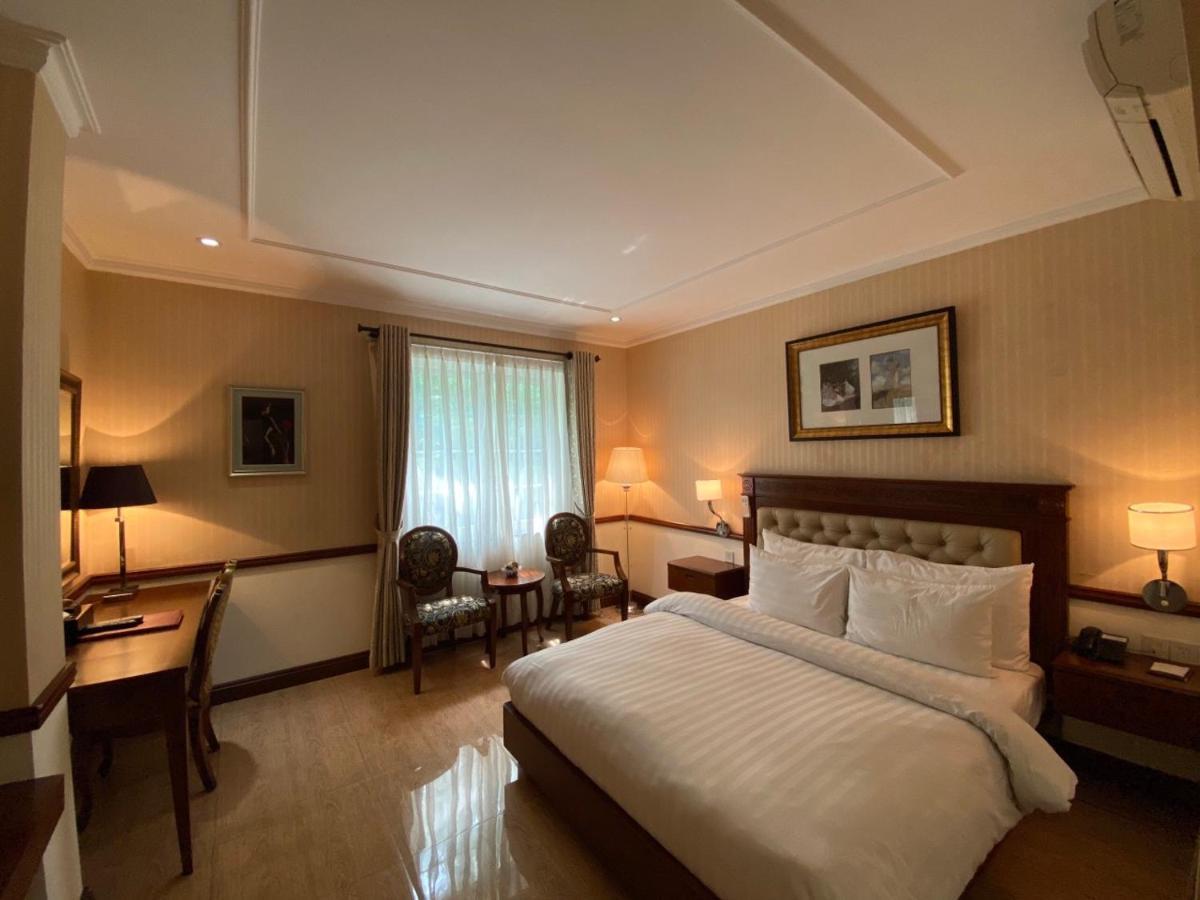 Central Hotel & Residences Swimming Pool Ho Chi Minh-stad Buitenkant foto